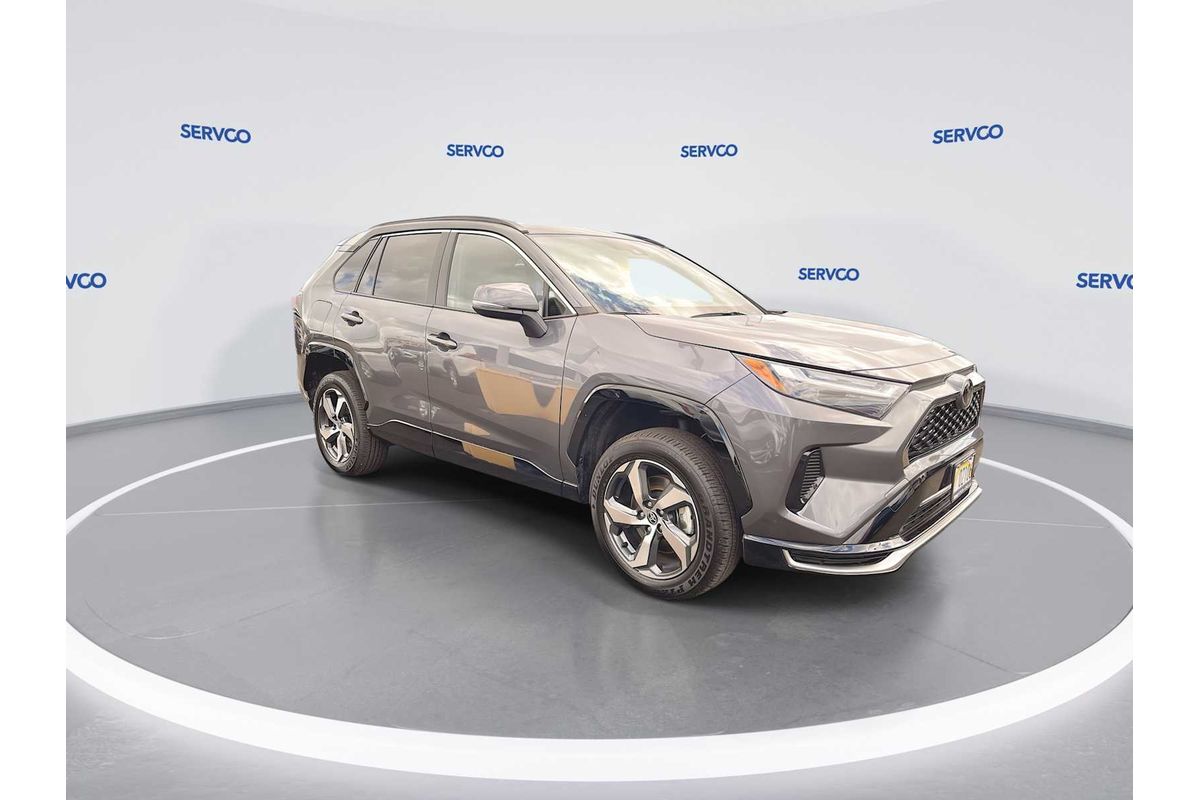2025 Toyota RAV4 SE