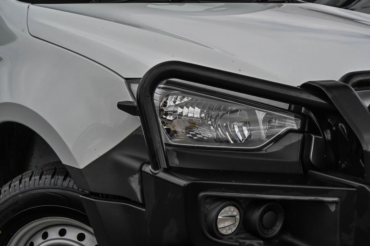 2022 Isuzu D-MAX SX 4X4