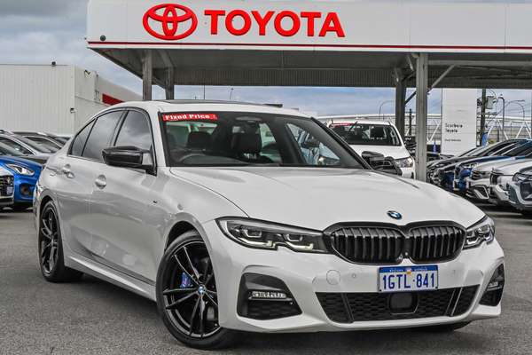 2019 BMW 3 Series 330i Luxury Line G20