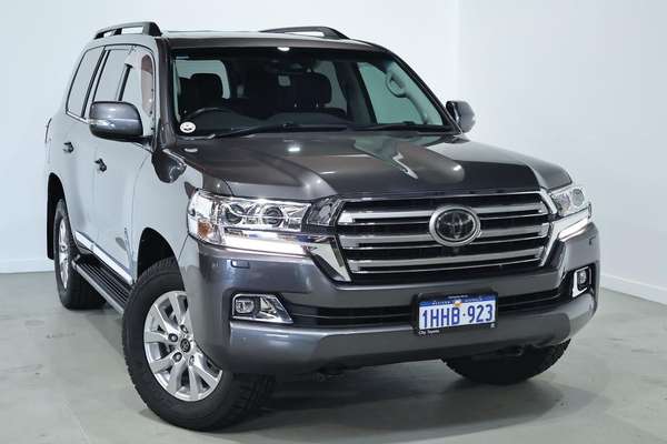 2021 Toyota Landcruiser Sahara VDJ200R