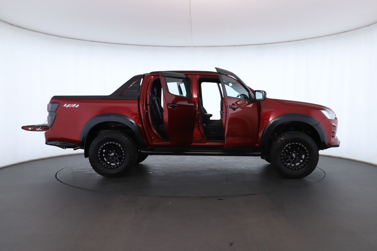 2024 Isuzu D-MAX X-TERRAIN 4X4