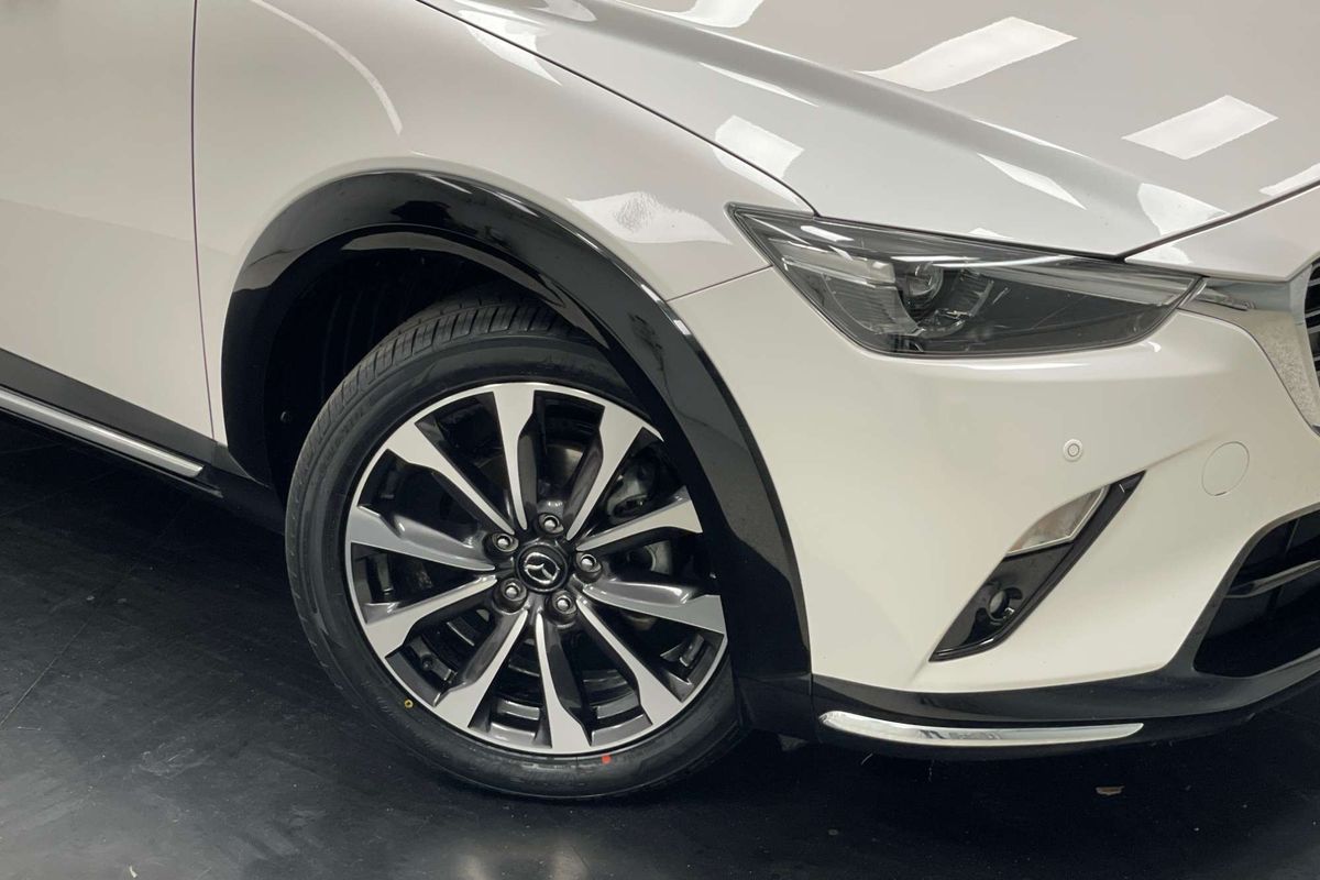 2023 Mazda CX-3 sTouring DK
