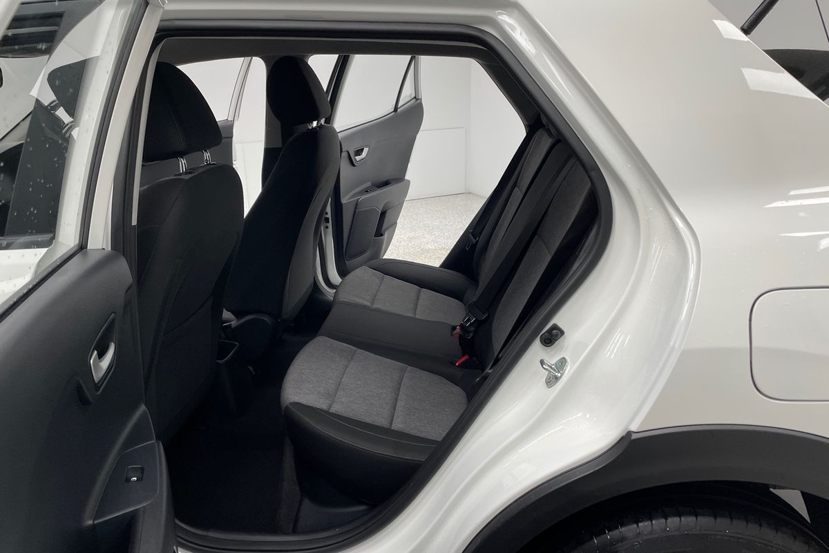 2024 Kia Stonic S YB