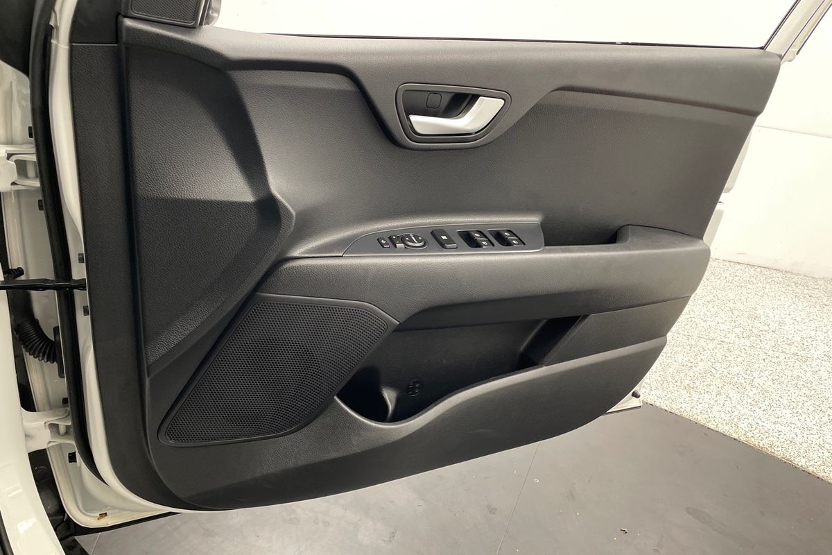 2024 Kia Stonic S YB