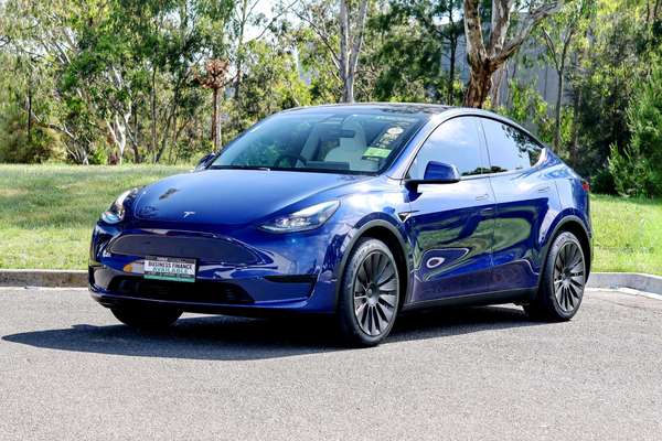 2022 Tesla Model Y Rear-Wheel Drive