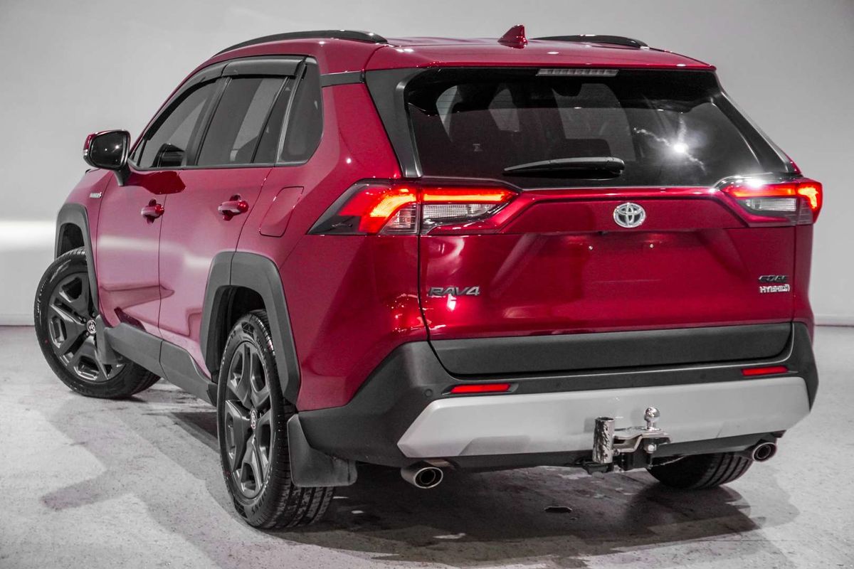 2022 Toyota RAV4 Edge AXAH54R