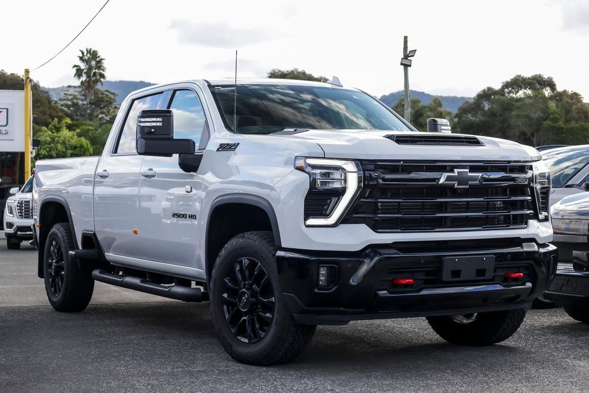 2026 Chevrolet Silverado HD LTZ Premium W/Tech Pack T1 4X4