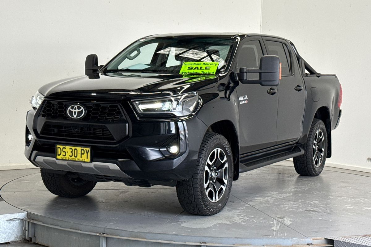 2024 Toyota Hilux SR5 48V GUN126R 4X4