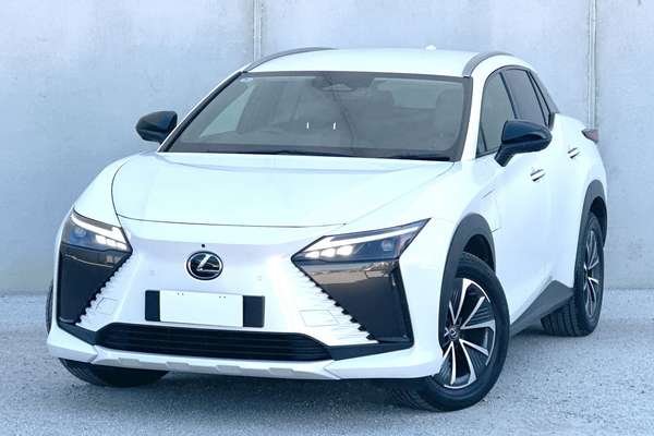 2023 Lexus RZ RZ450e Luxury XEBM15R