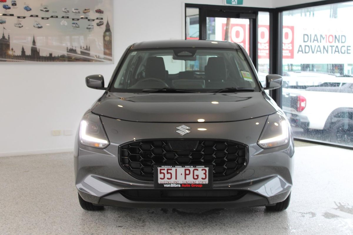 2025 Suzuki Swift Hybrid UZ