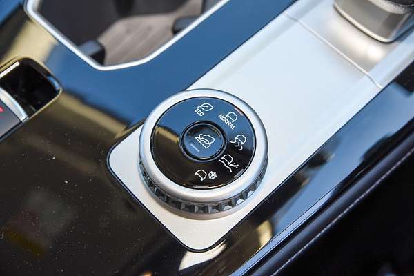 2025 Mitsubishi Outlander ES ZM thumb-10