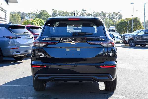2025 Mitsubishi Outlander ES ZM thumb-4
