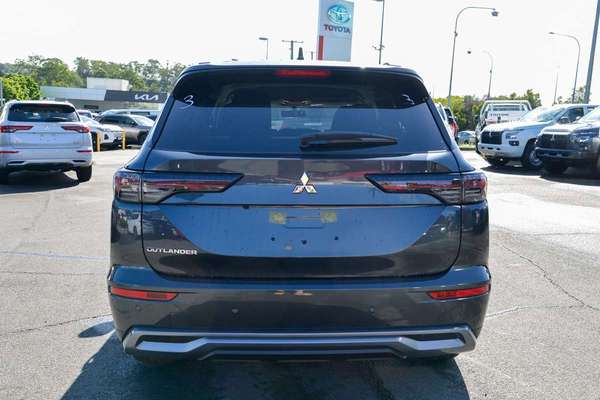 2026 Mitsubishi Outlander LS ZM thumb-6