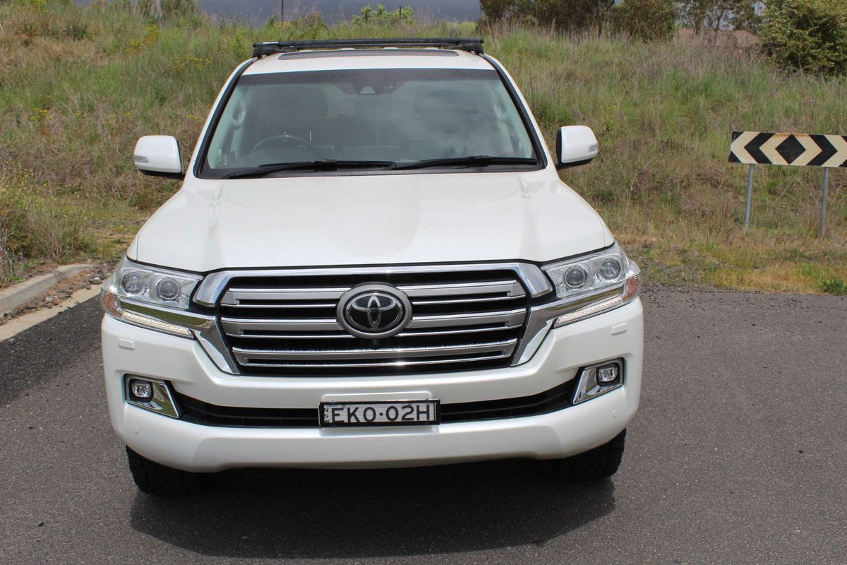 2020 Toyota Landcruiser Sahara VDJ200R