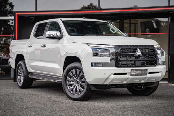 2025 Mitsubishi Triton GLS MV 4X4