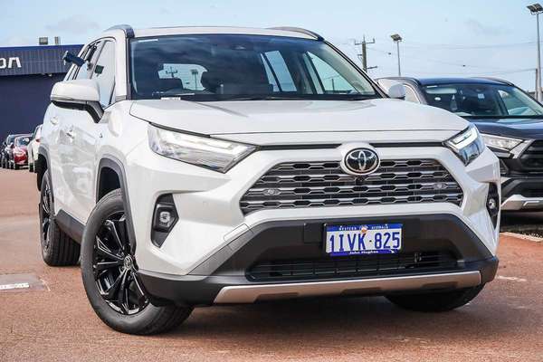 2025 Toyota RAV4 Cruiser AXAH54R