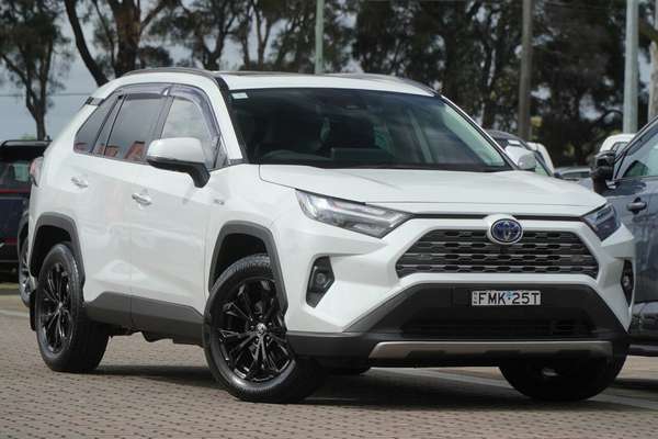2024 Toyota RAV4 Cruiser AXAH52R