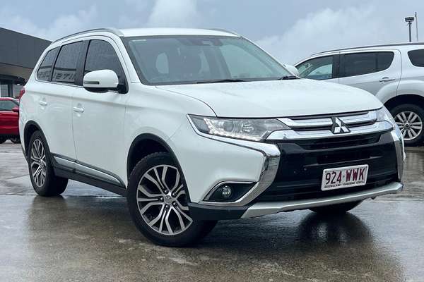 2016 Mitsubishi Outlander LS Safety Pack ZK