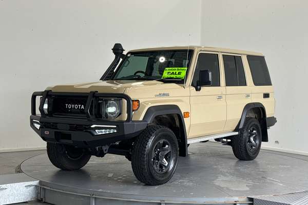2024 Toyota Landcruiser GXL GDJL76R