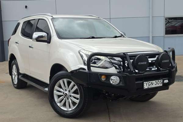 2018 Isuzu MU-X LS-T