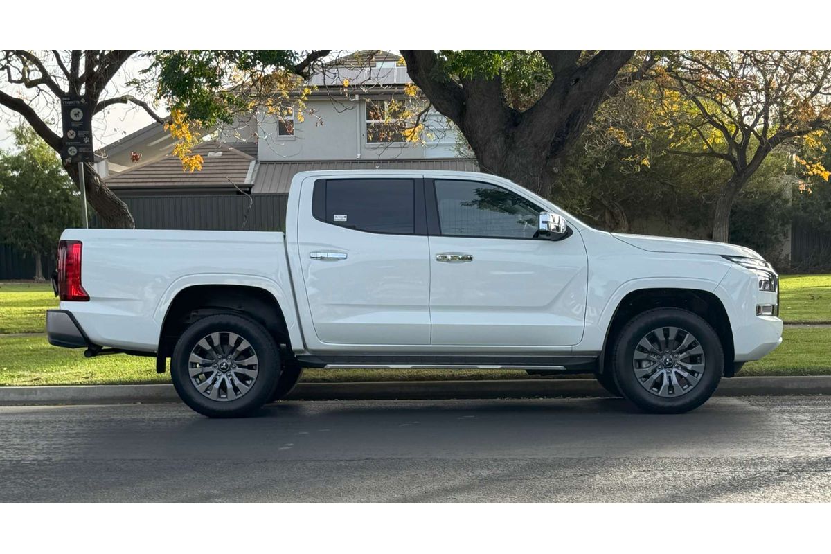 2025 Mitsubishi Triton GLS MV 4X4