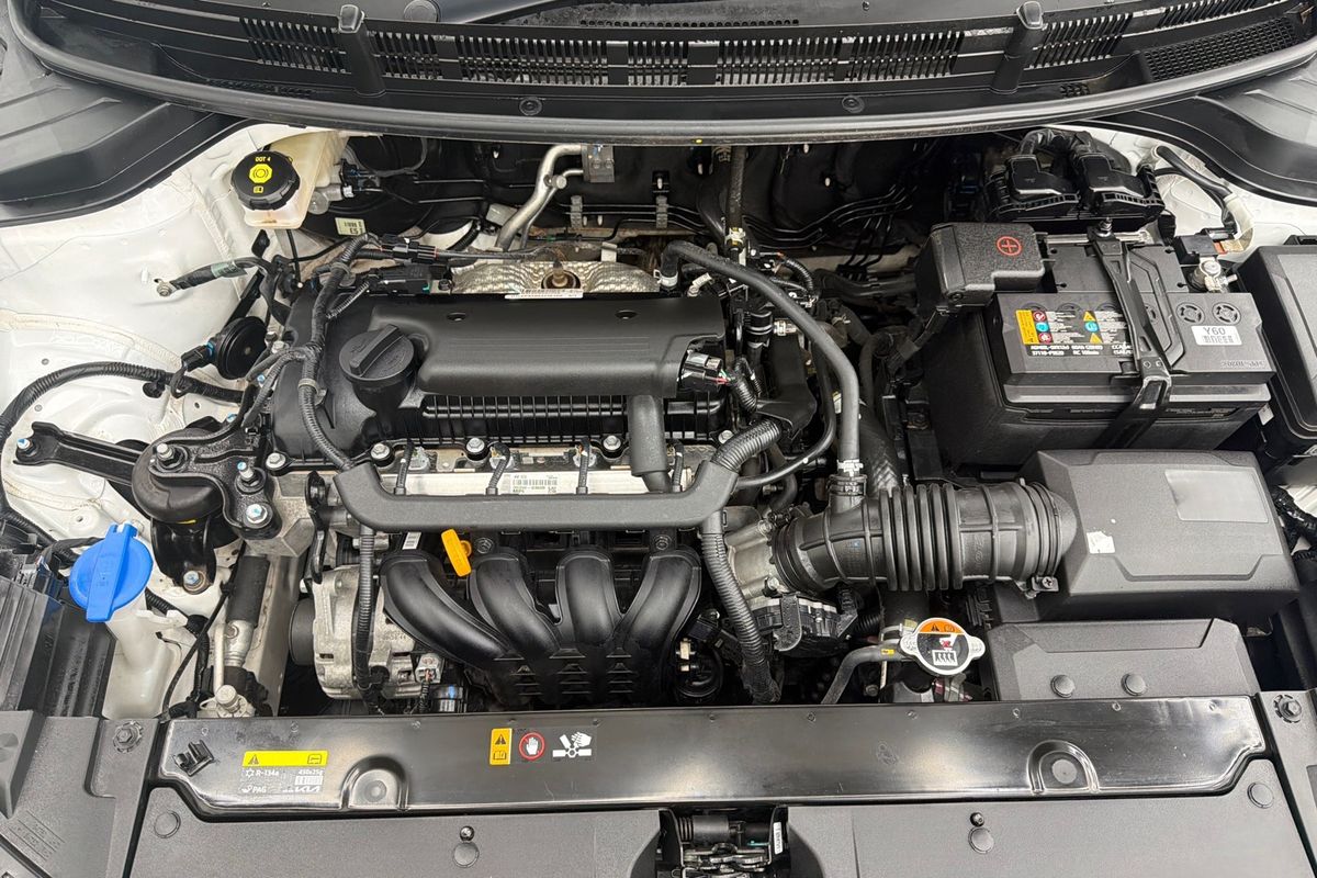 2023 Kia Stonic S YB