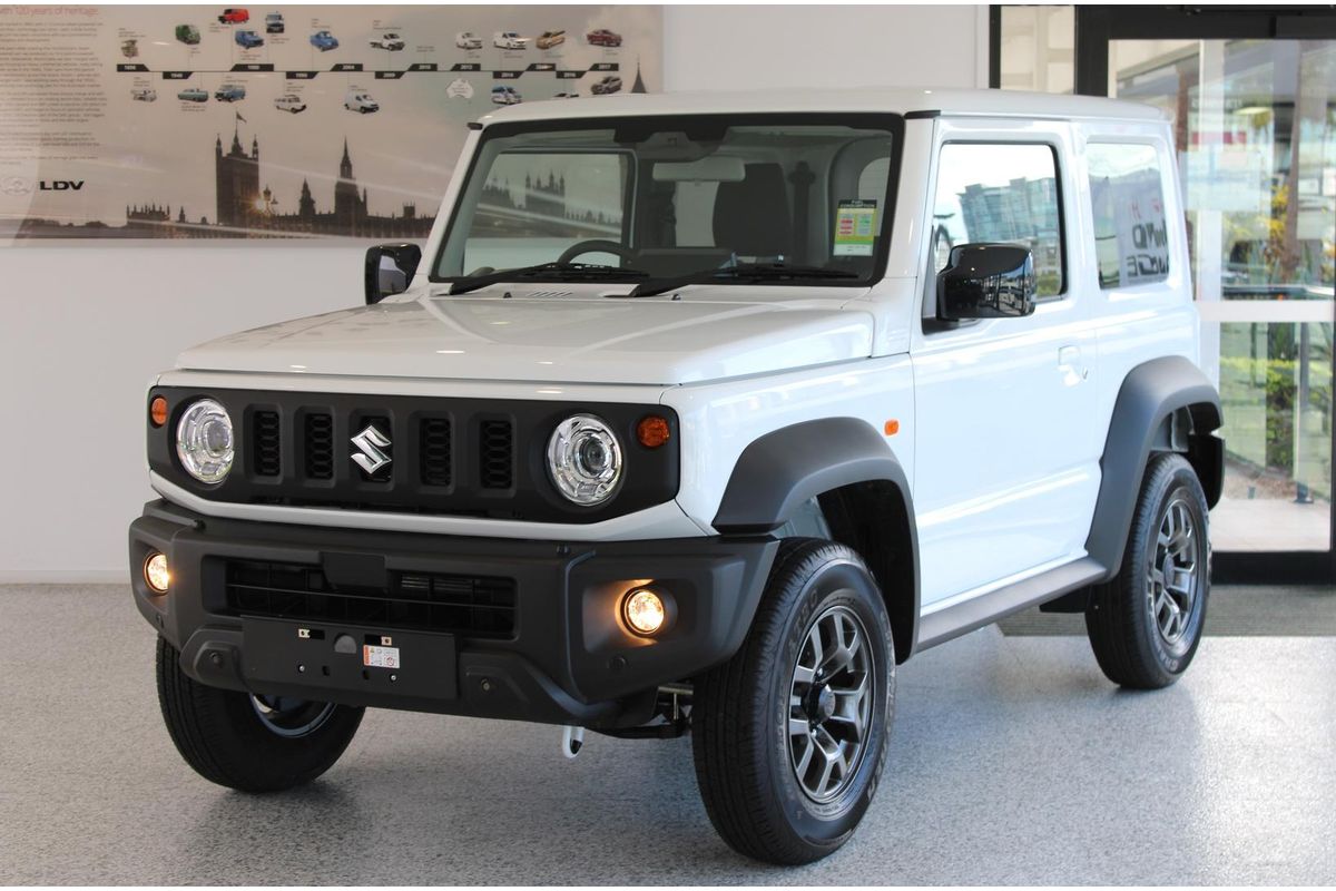 2025 Suzuki Jimny GLX GJ