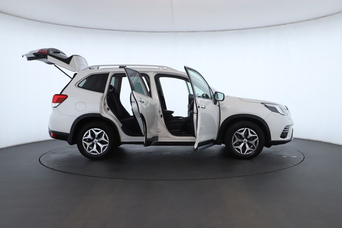 2022 Subaru Forester Hybrid L S5