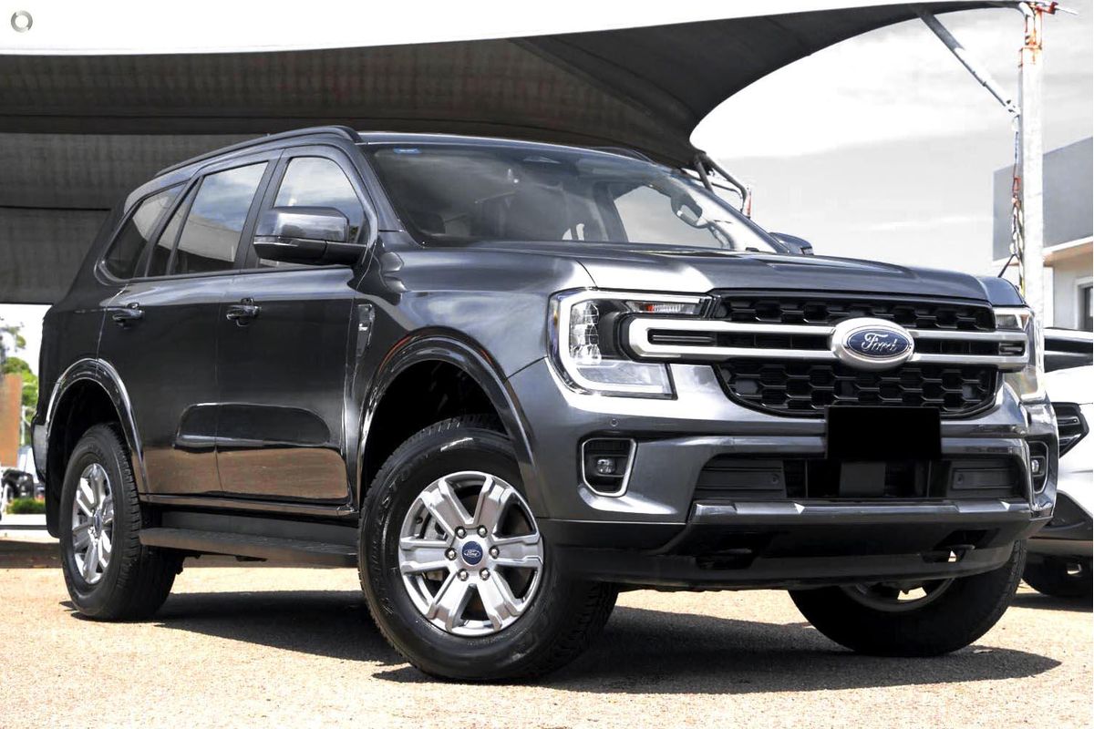 2025 Ford Everest Ambiente 2.0L