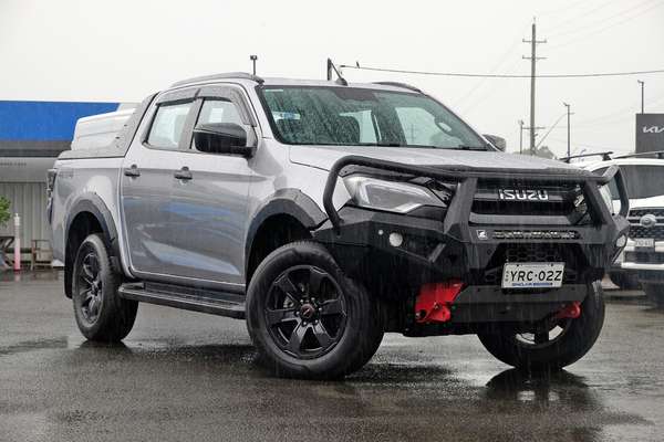 2025 Isuzu D-MAX X-TERRAIN 4X4