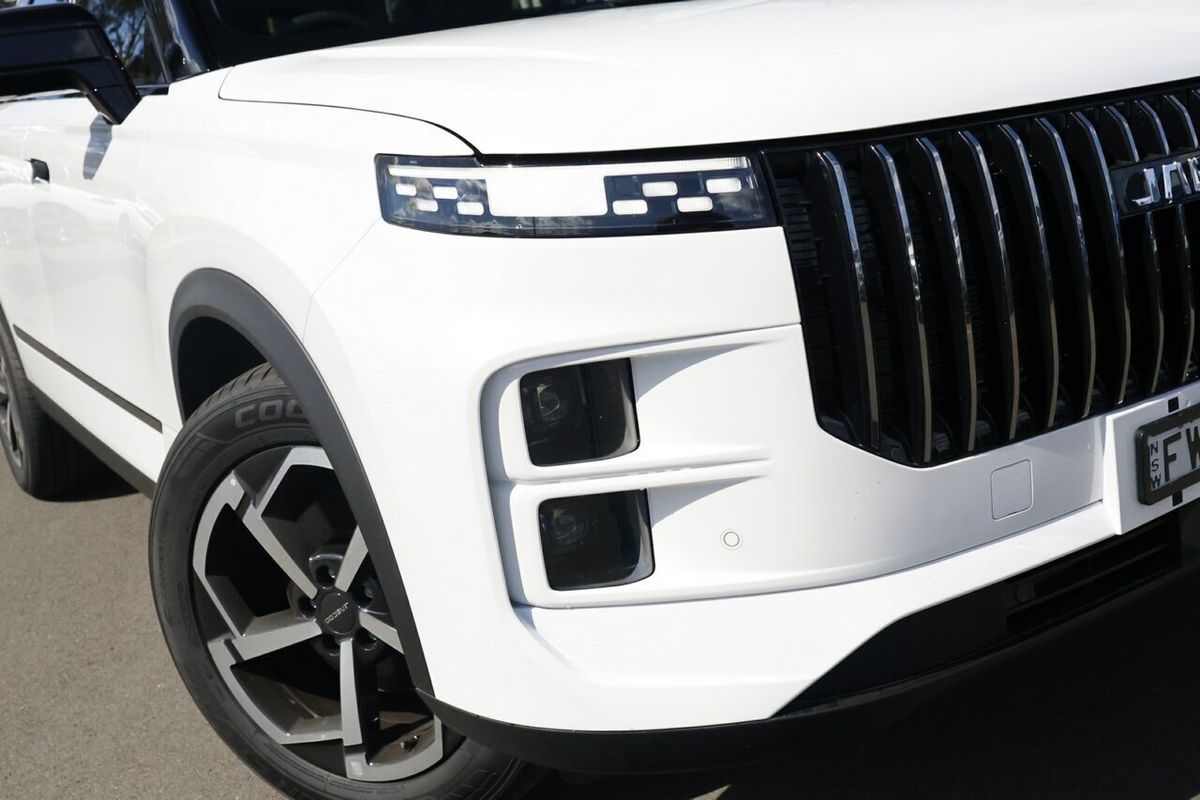 2025 OMODA JAECOO J7 Track
