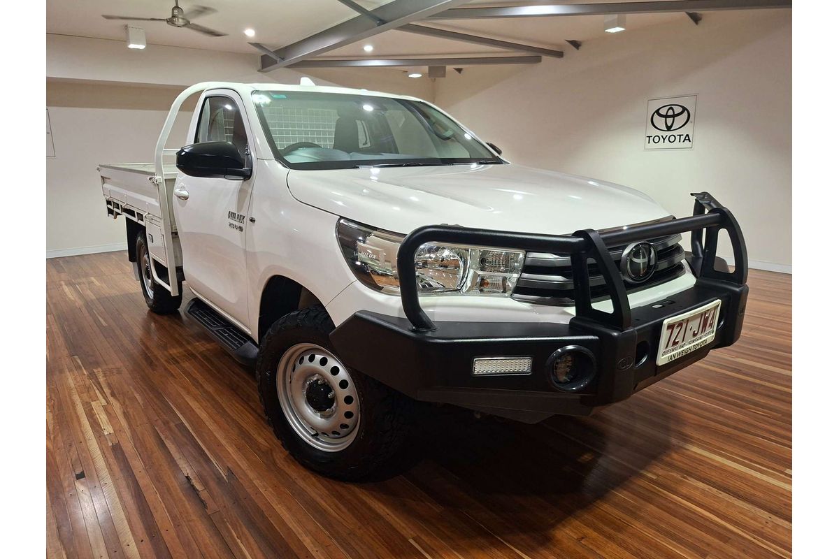2024 Toyota Hilux SR GUN126R 4X4