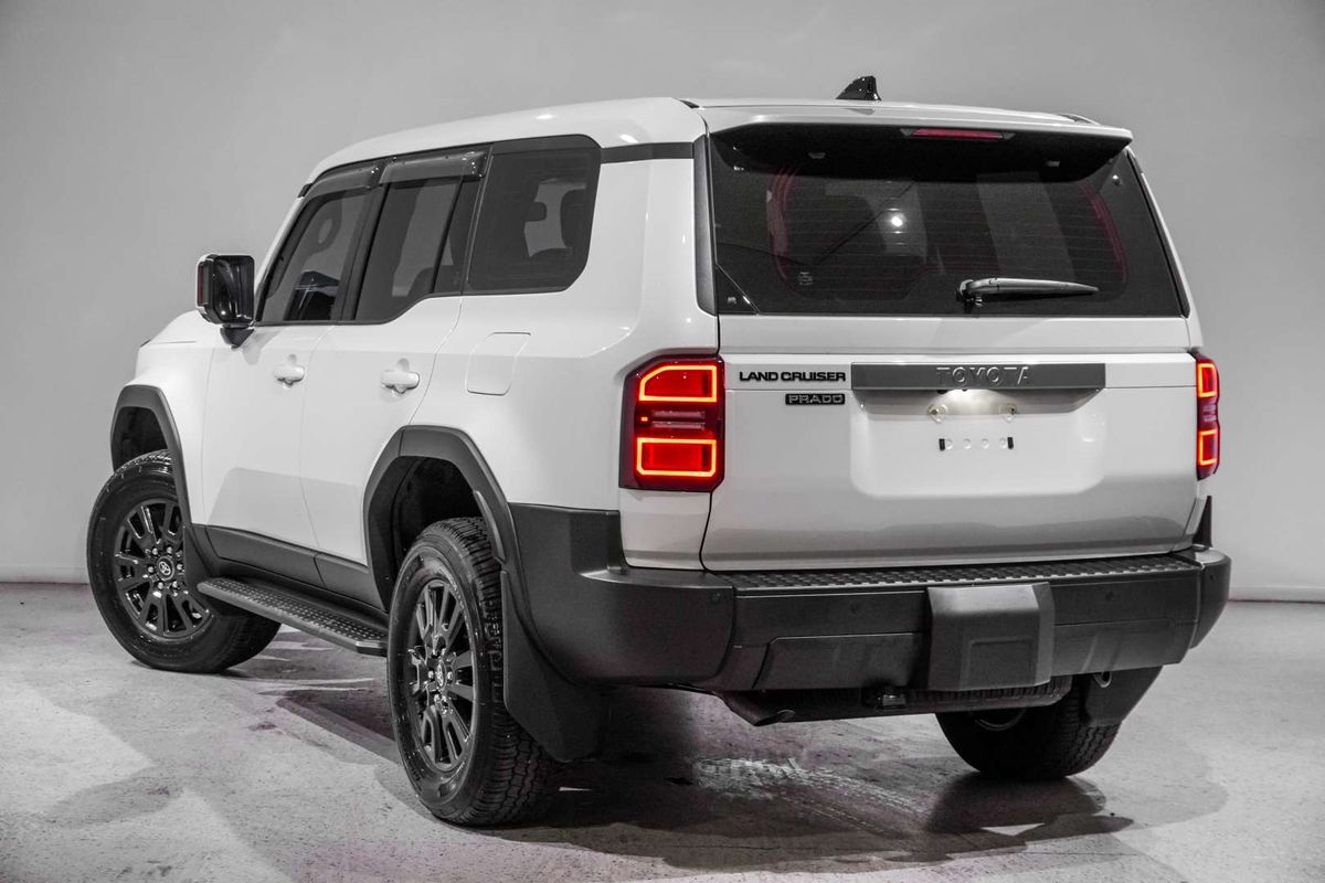 2025 Toyota Landcruiser Prado GX GDJ251R