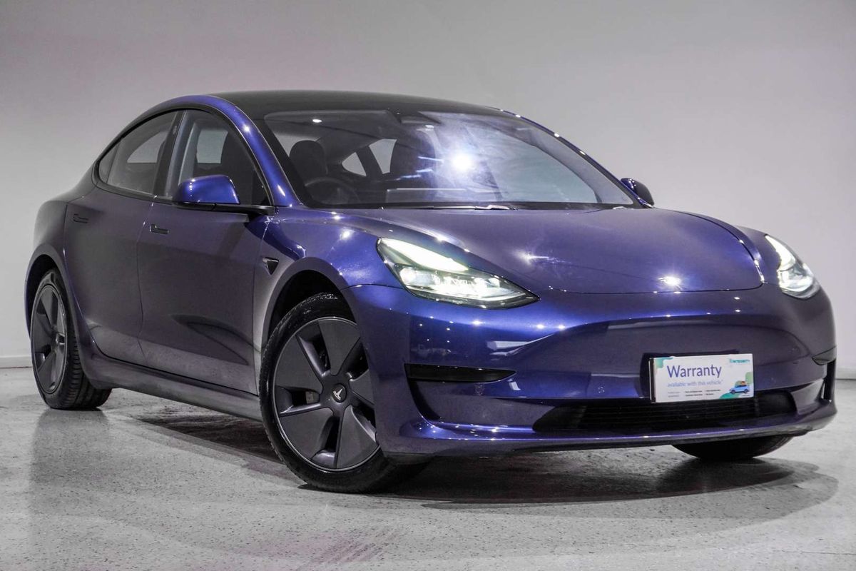 2022 Tesla Model 3 Rear-Wheel Drive