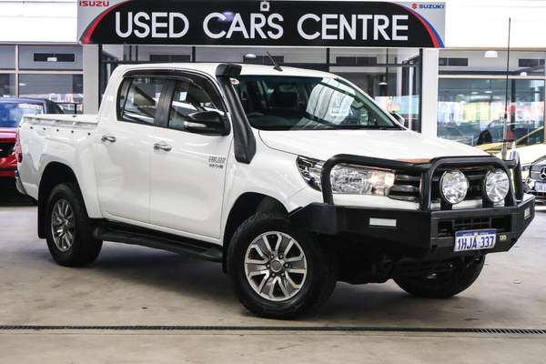 2017 Toyota Hilux SR GUN126R 4X4