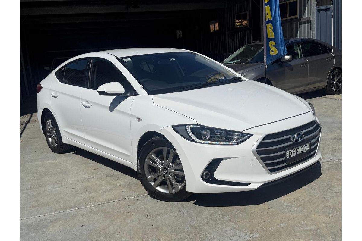 2017 Hyundai Elantra Active AD