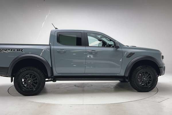2026 Ford Ranger Raptor 4X4 3.0L thumb-2