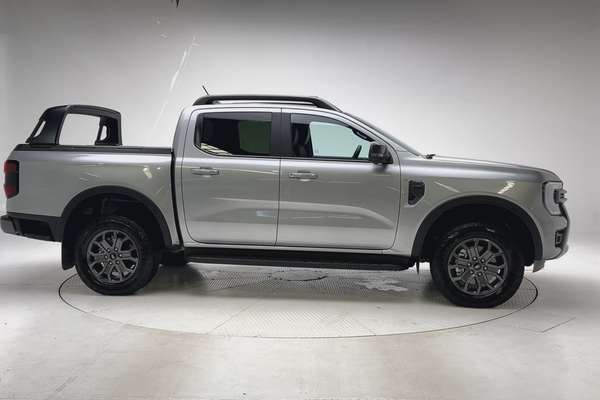 2025 Ford Ranger Wildtrak 4X4 3.0L thumb-2