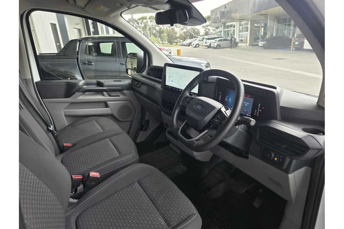 2024 Ford Transit Custom Trend SWB AV SWB Low Roof image 10