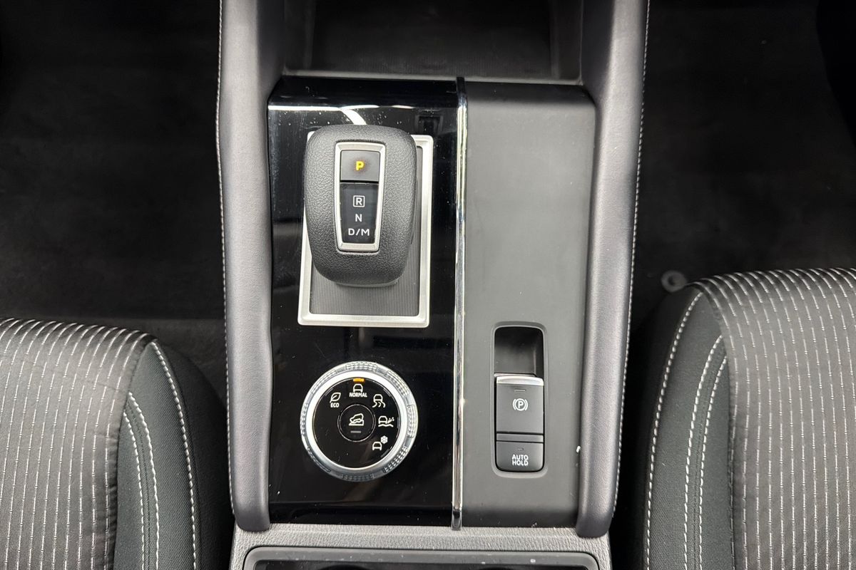 2023 Mitsubishi Outlander ES ZM
