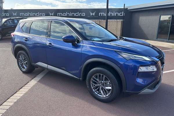 2024 Nissan X-TRAIL ST T33