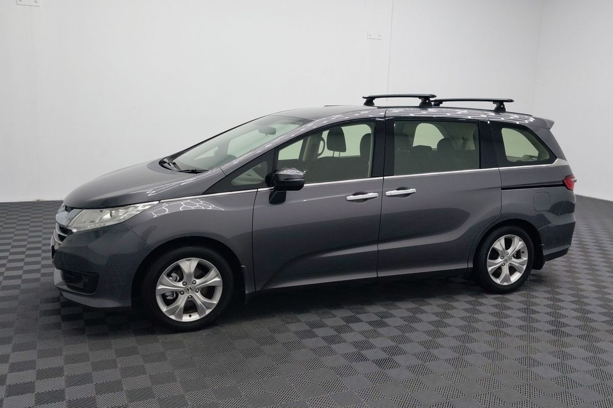 2017 Honda Odyssey VTi 5th Gen