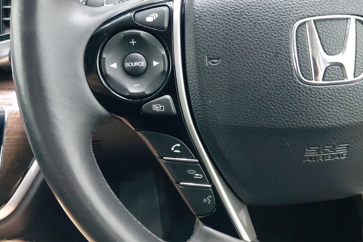 2017 Honda Odyssey VTi 5th Gen