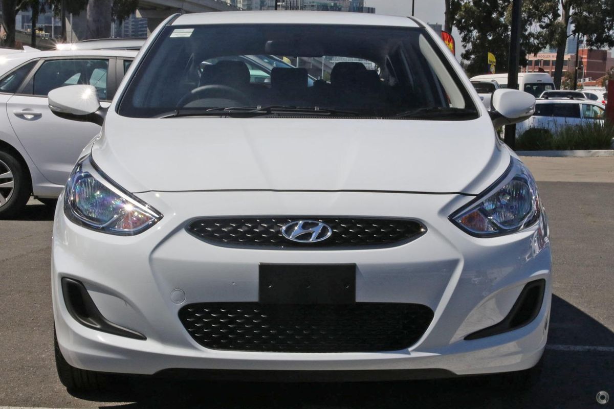 2019 Hyundai Accent Sport RB6