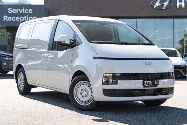 2026 Hyundai STARIA