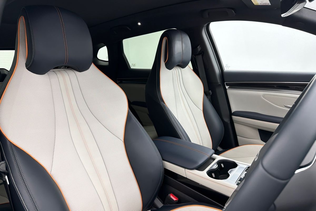 2024 BYD SEALION 6 Premium
