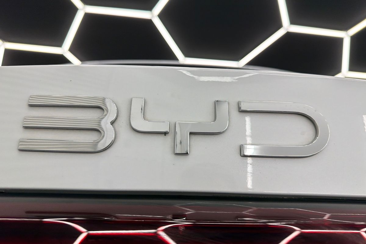 2024 BYD SEALION 6 Premium