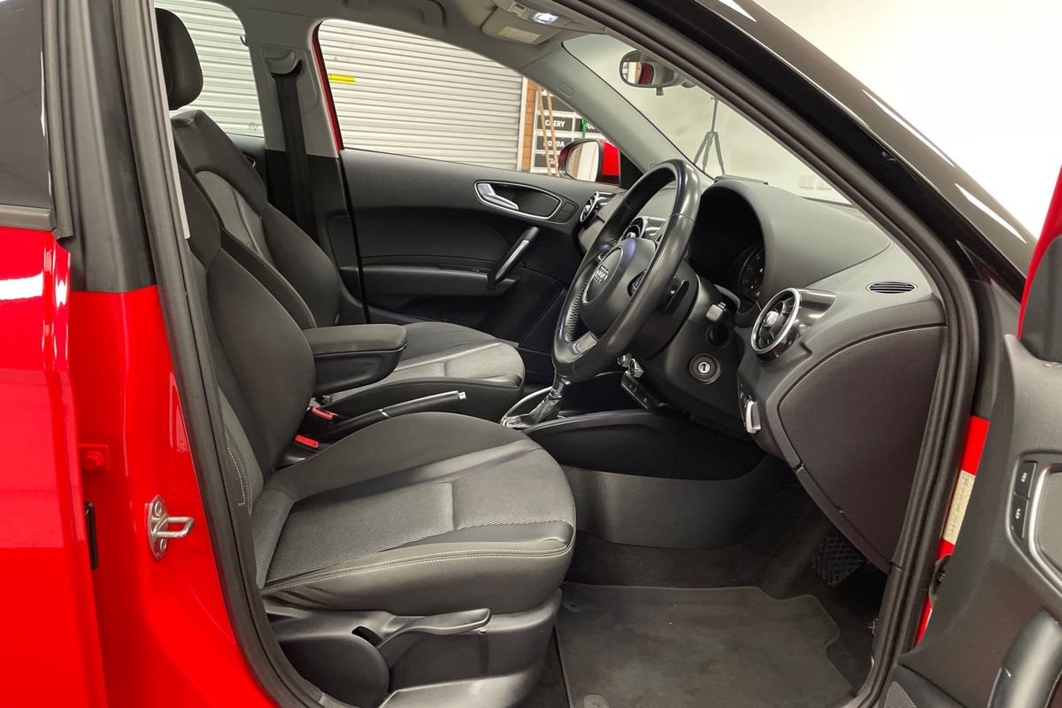 2017 Audi A1 Sport 8X