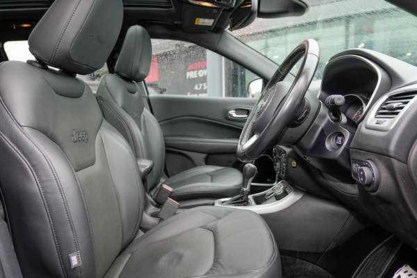 2020 Jeep Compass S-Limited M6 thumb-9