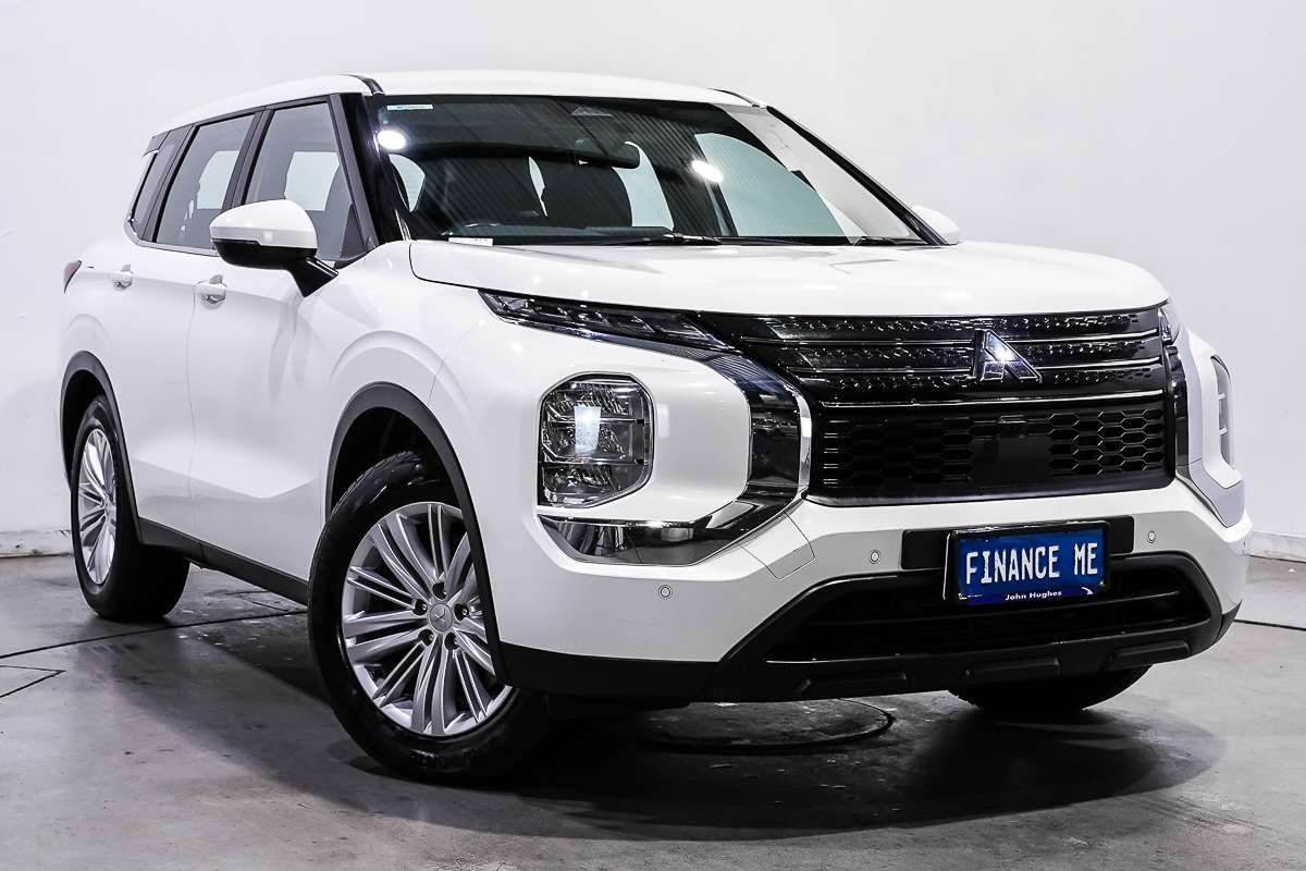 2024 Mitsubishi Outlander ES ZM